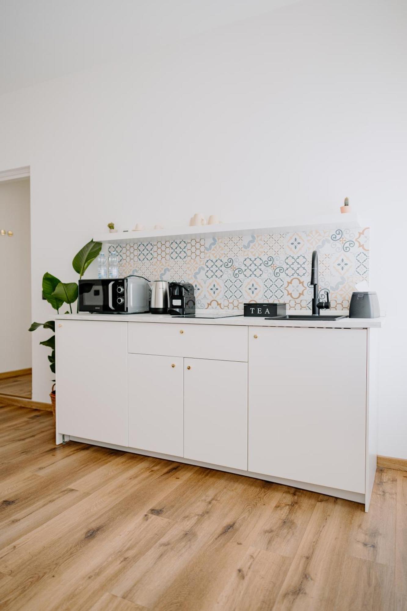 Alatea Apartments Poloni Verona Bagian luar foto