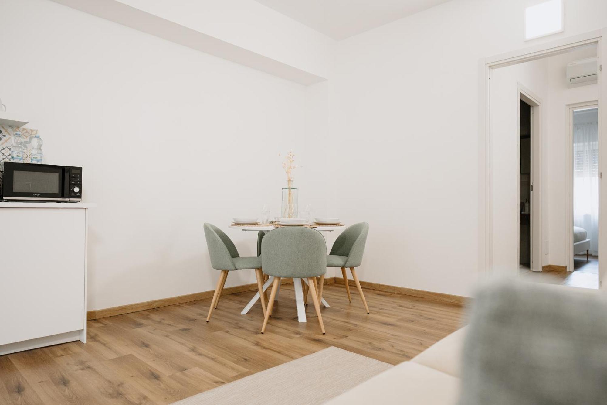 Alatea Apartments Poloni Verona Bagian luar foto